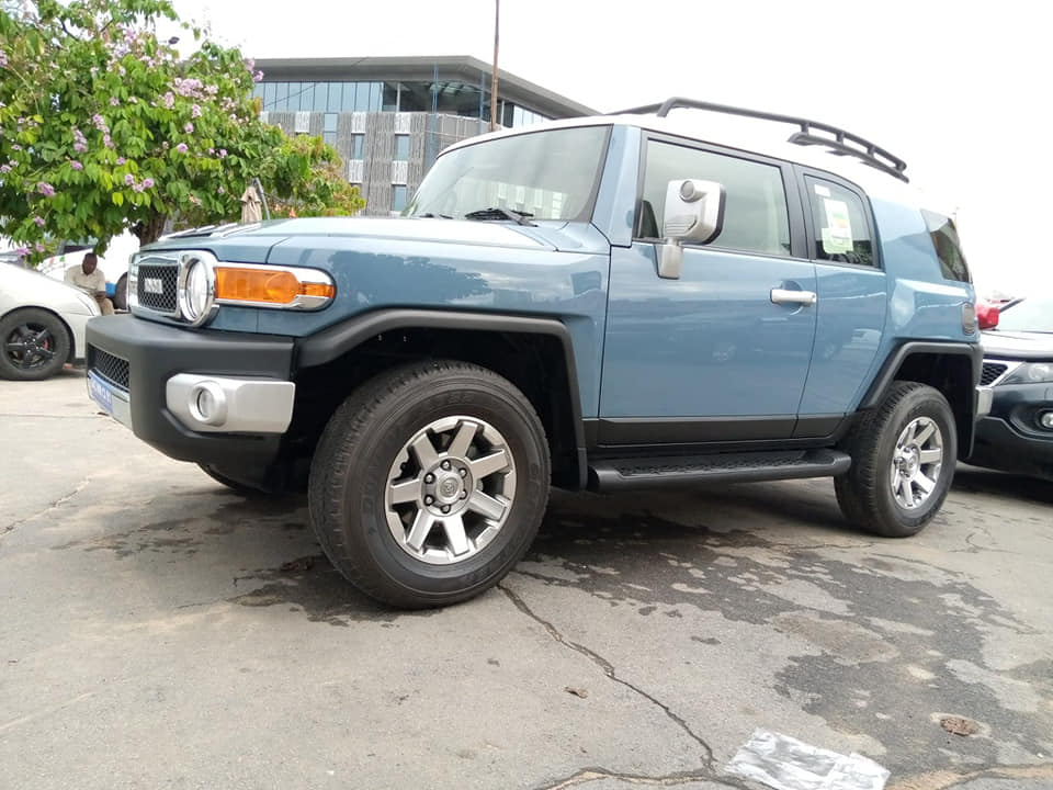 Toyota fj cruiser 2021