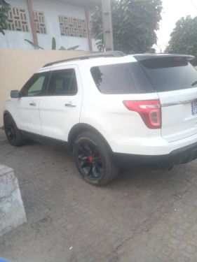 Annonce AUTO.CI : Ford Explorer Américain 