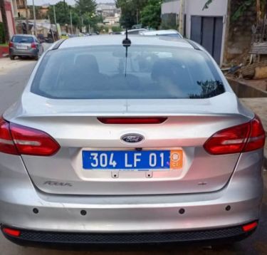 Annonce AUTO.CI : Ford Focus 1.6 moteur 