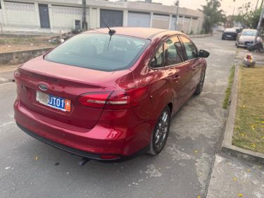 Annonce AUTO.CI : Ford Focus 1.6 moteur 