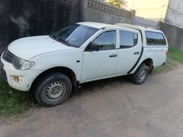 Annonce AUTO.CI : Mitsubishi L200 DI.D 