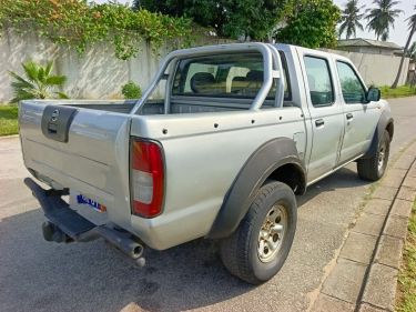 Annonce AUTO.CI : Nissan Pick UP Hard body moteur 1.4