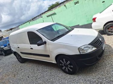 Annonce AUTO.CI : Renault Logan Frigos 