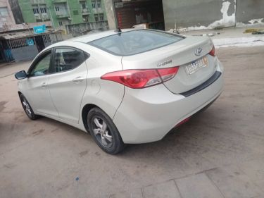 Annonce AUTO.CI : Hyundai Elantra HYUNDAI ELANTRA 2016