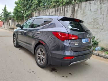 Annonce AUTO.CI : Hyundai Santa FE Vehicule 2ieme main super