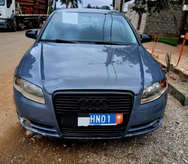 Annonce AUTO.CI : Audi A4 Boîte automatique 