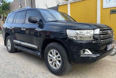 Annonce AUTO.CI : Toyota Land Cruiser Vxr moteur V8