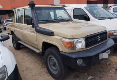 Annonce AUTO.CI : Toyota Land Cruiser Toyota Land cruiser j79 d