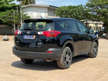 Annonce AUTO.CI : Toyota RAV 4 VVTI 