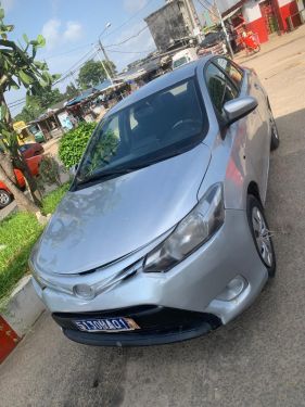 Annonce AUTO.CI : Toyota Yaris manuel