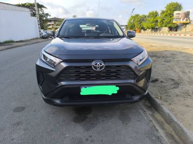 Annonce AUTO.CI : Toyota Rav4 Acheté chez concessionnai