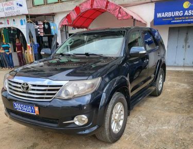 Annonce AUTO.CI : Toyota Fortuner  VVTI  4cylindres 