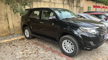 Annonce AUTO.CI : Toyota Fortuner  1.6 moteur 