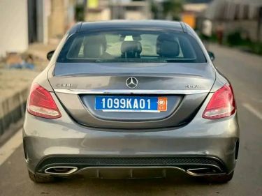 Annonce AUTO.CI : Mercedes Classe C Moteur 4cylindres c300