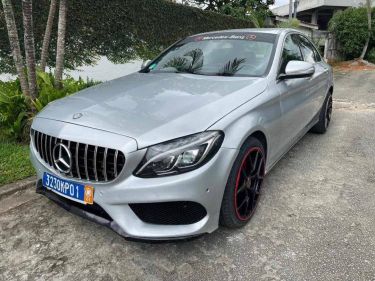 Annonce AUTO.CI : Mercedes Classe C C300 moteur 4cylindres 