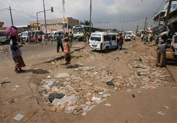 Les routes d’Abidjan de nouveau dégradées : Les marchés attribués par complaisance