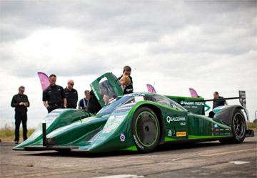 (VIDEO) Record du monde de vitesse en voiture électrique pour Lord Drayson