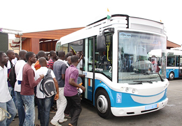 Université de Cocody: les bus électriques mis en circulation