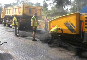 bouaké: un nouveau type de bitume testé sur les routes