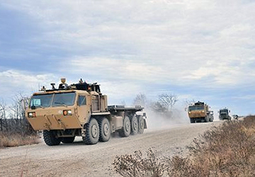 L'armée américaine fait rouler des camions sans conducteur au Texas