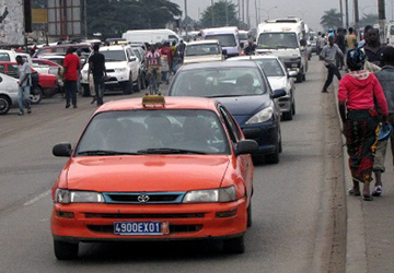 Taxis compteurs : les chauffeurs projettent une grève le 22 avril prochain